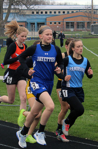 Grace Stewart may have had a '3' on her hip, but the sophomore placed first in the 3000 meters. She later won the 1500 to complete the distance duo.