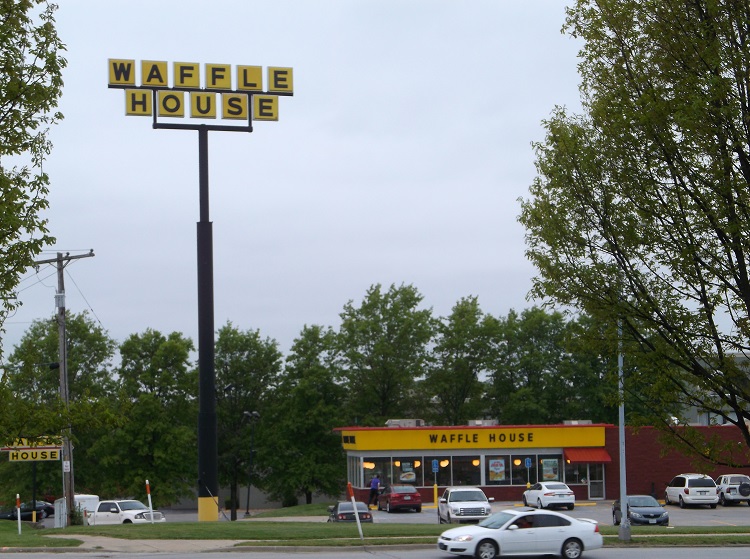 Show Me staters seem to have a great fondness for Waffle Souse and Sonic Drive-In restaurants.