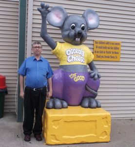 I posed with the Osceola Cheese Co. mascot in Osceola, Mo., where we stopped for a bite to eat.