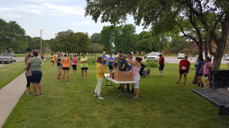 Abou20 runners and walkers and as many supporters gathered Saturday morning for the annual McCreary Community Building Memorial Walk and Run. The event honors the memories of loved ones.