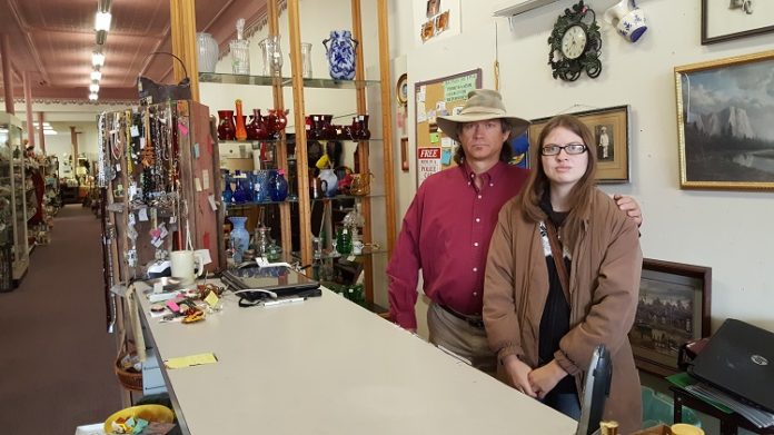 billy-and-linsey-at-stitches