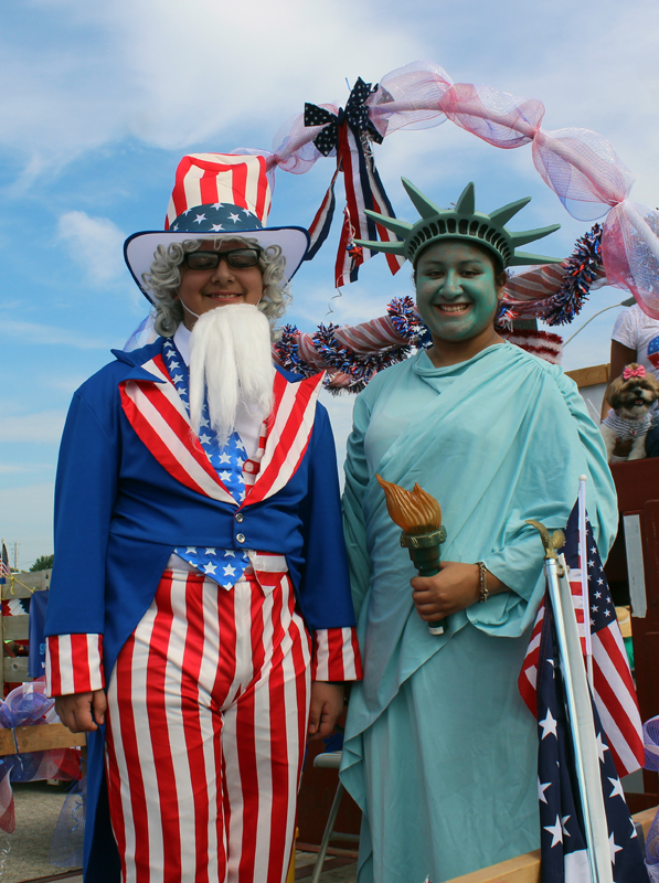 parade uncle sam statue of liberty | ThePerryNews