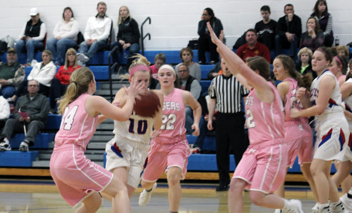 pry gbb grace stewart drives crowd