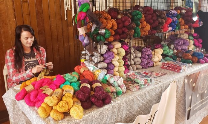 fib Born in a Barn Fiber Arts